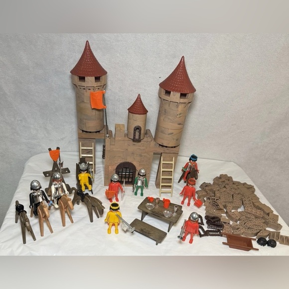 1974 1977 Geobra Playmobil System Medieval Castle Figures Horses Lot - Picture 1 of 12